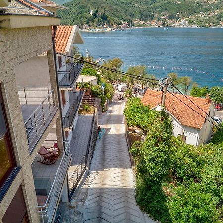 Apartmani Nikic -Tivat Kültér fotó