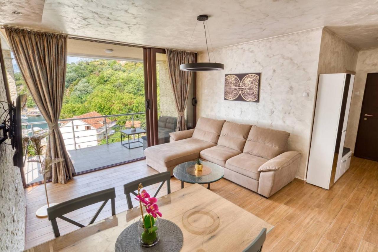Apartmani Nikic -Tivat Kültér fotó