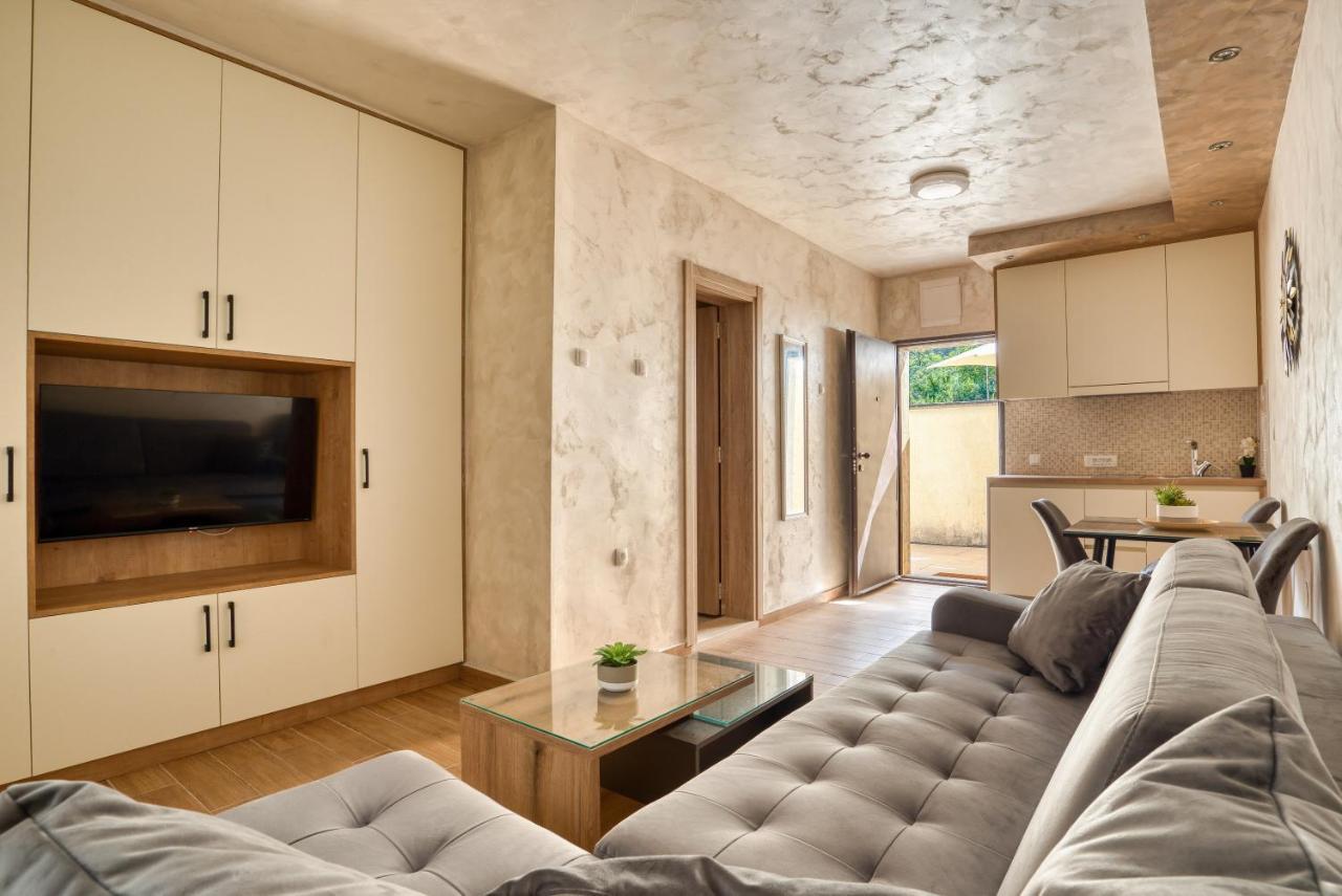 Apartmani Nikic -Tivat Kültér fotó