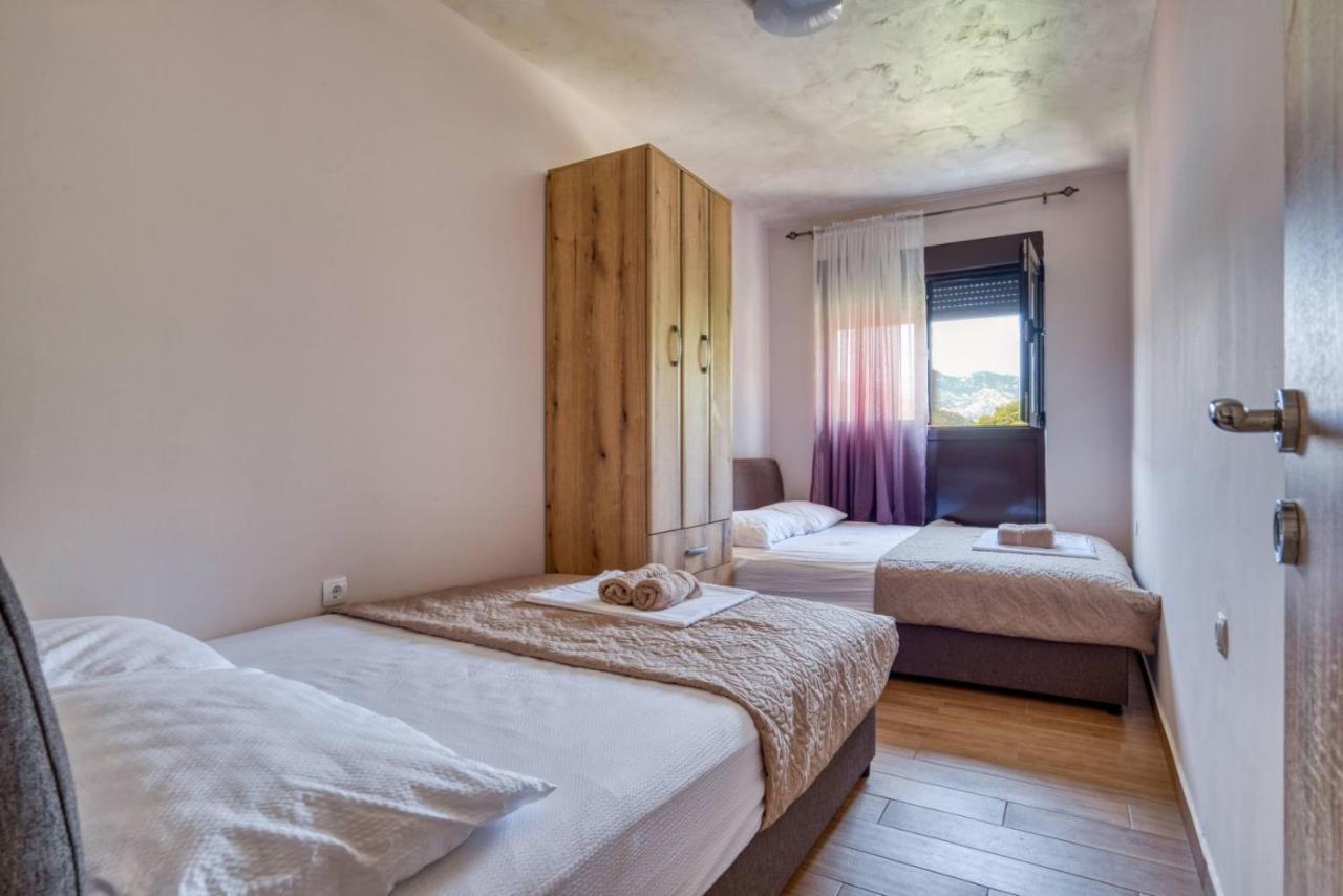 Apartmani Nikic -Tivat Kültér fotó