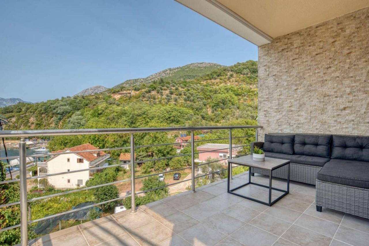 Apartmani Nikic -Tivat Kültér fotó
