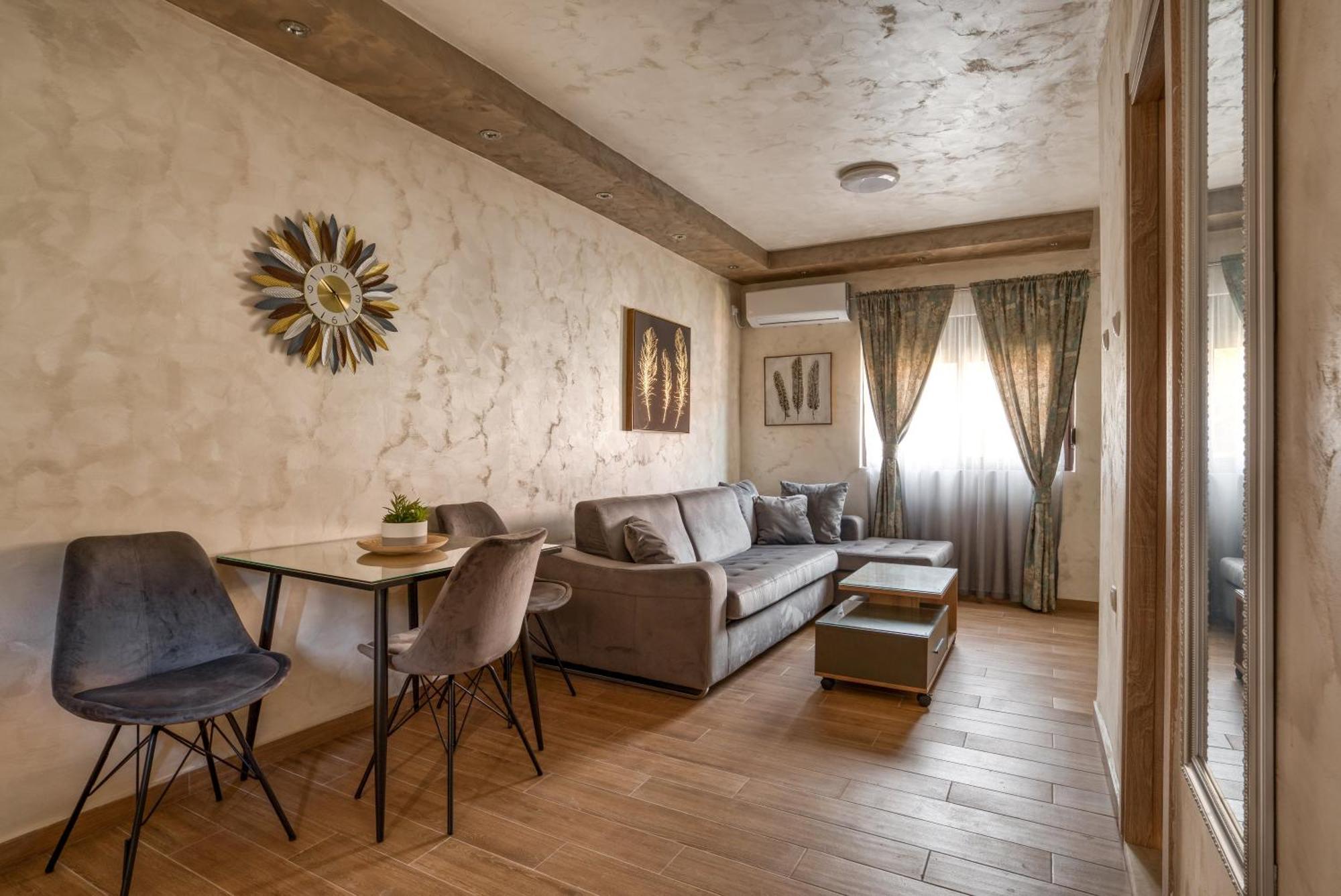 Apartmani Nikic -Tivat Kültér fotó