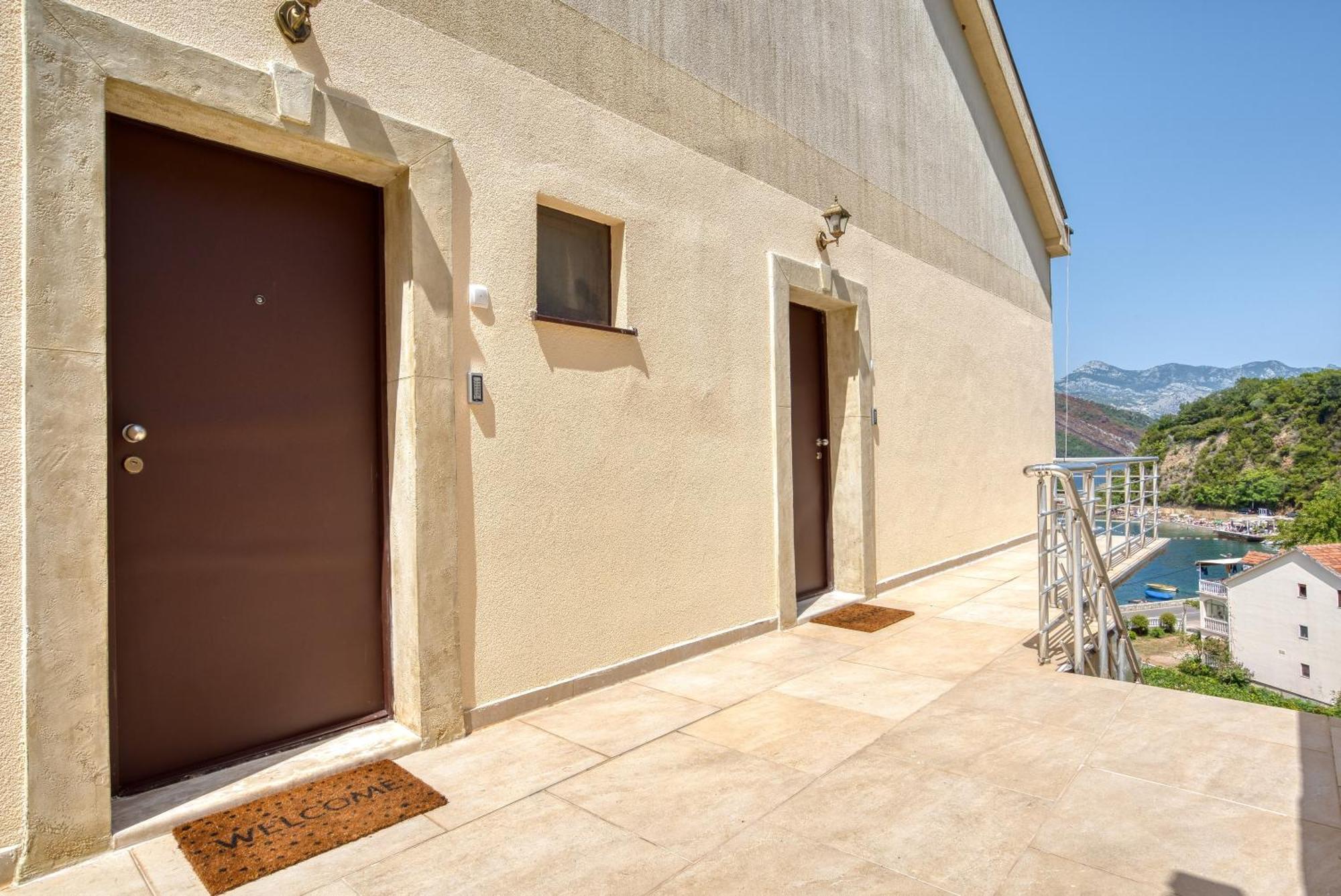 Apartmani Nikic -Tivat Kültér fotó