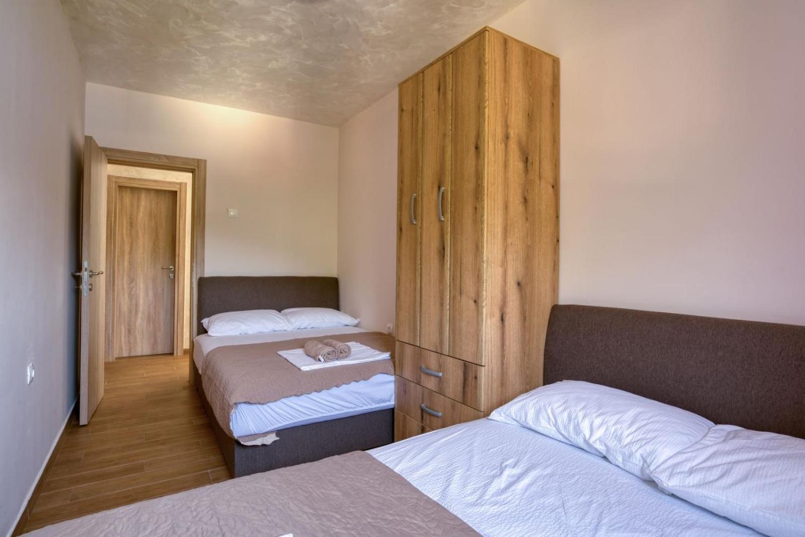 Apartmani Nikic -Tivat Kültér fotó