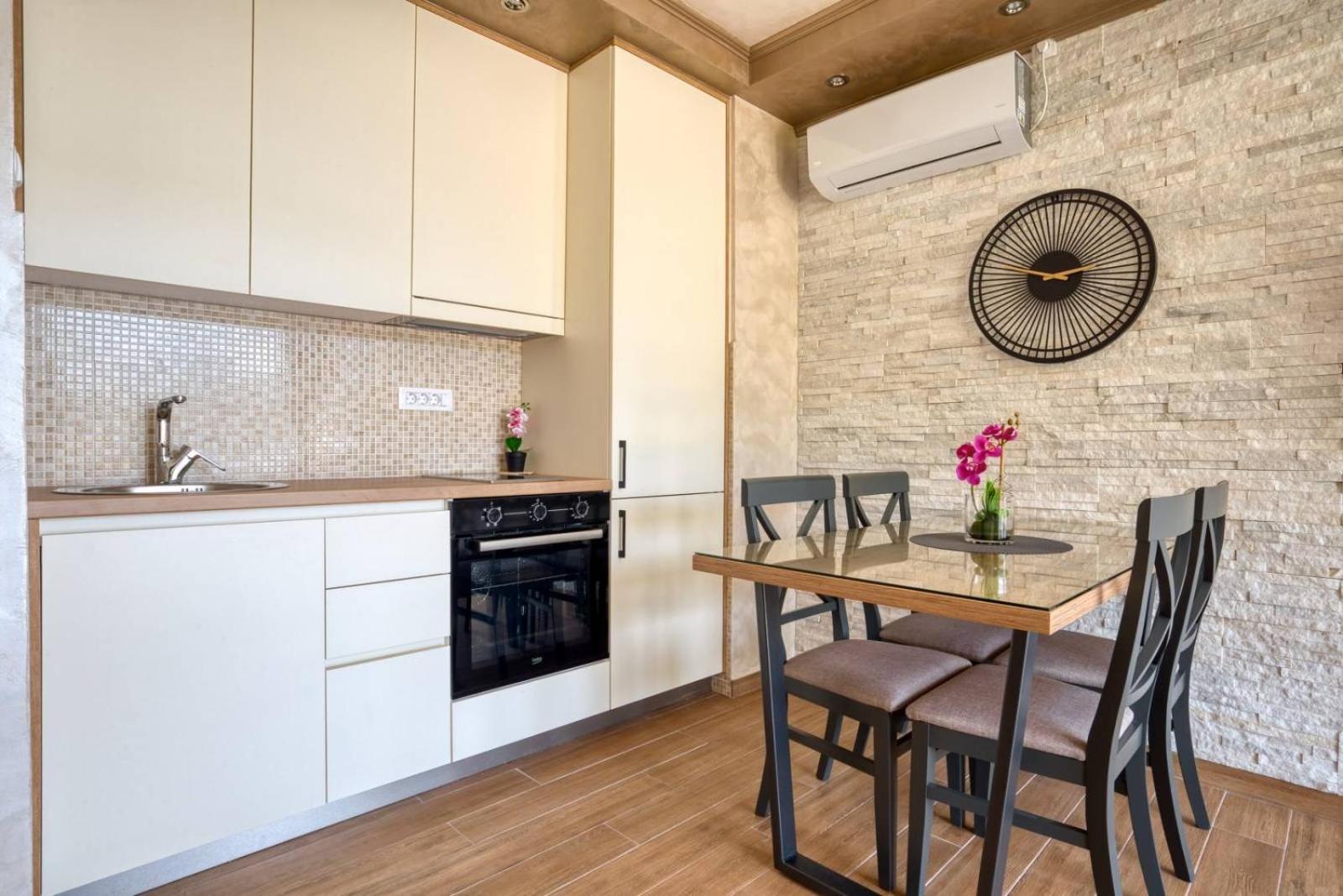 Apartmani Nikic -Tivat Kültér fotó