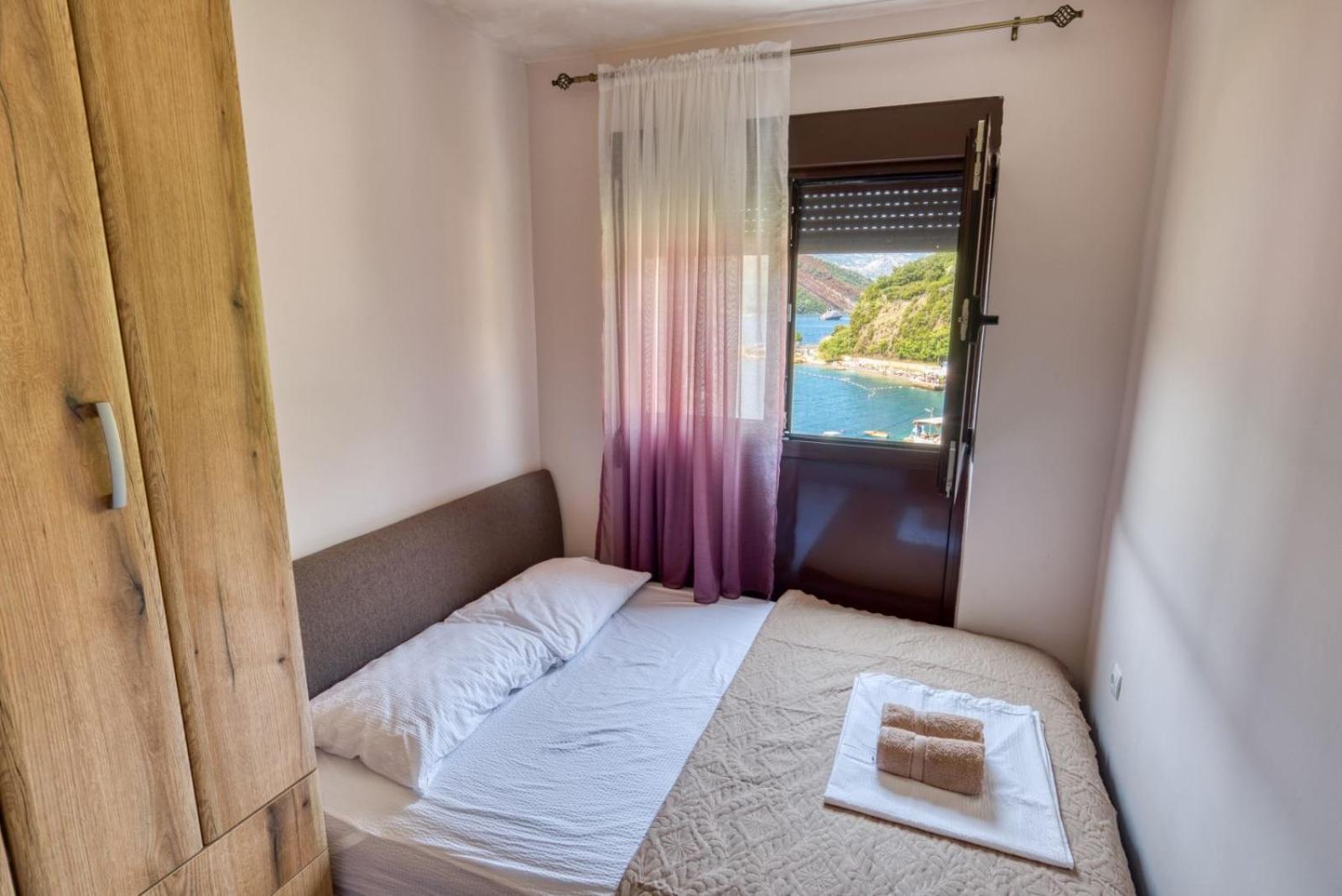 Apartmani Nikic -Tivat Kültér fotó
