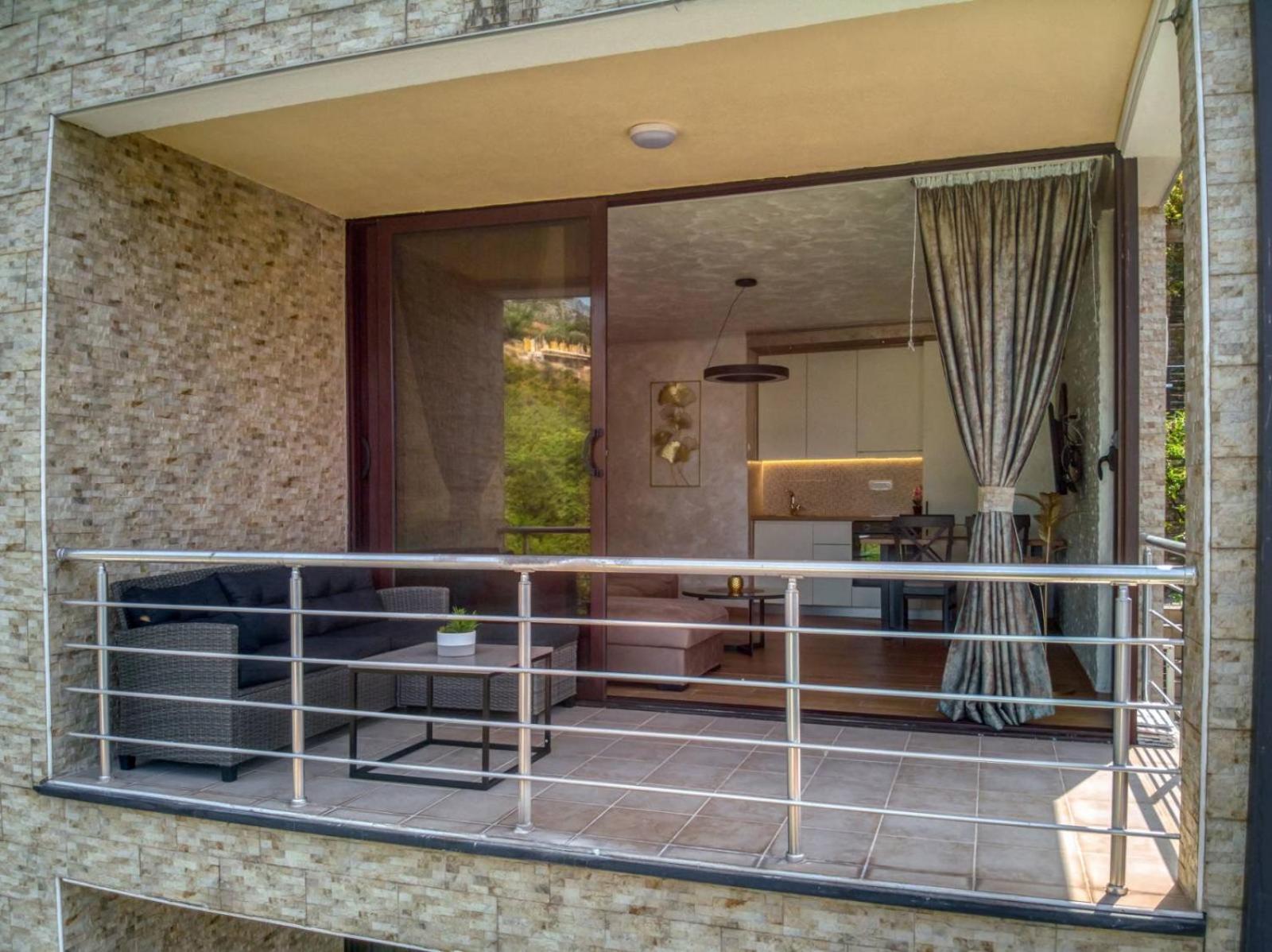 Apartmani Nikic -Tivat Kültér fotó