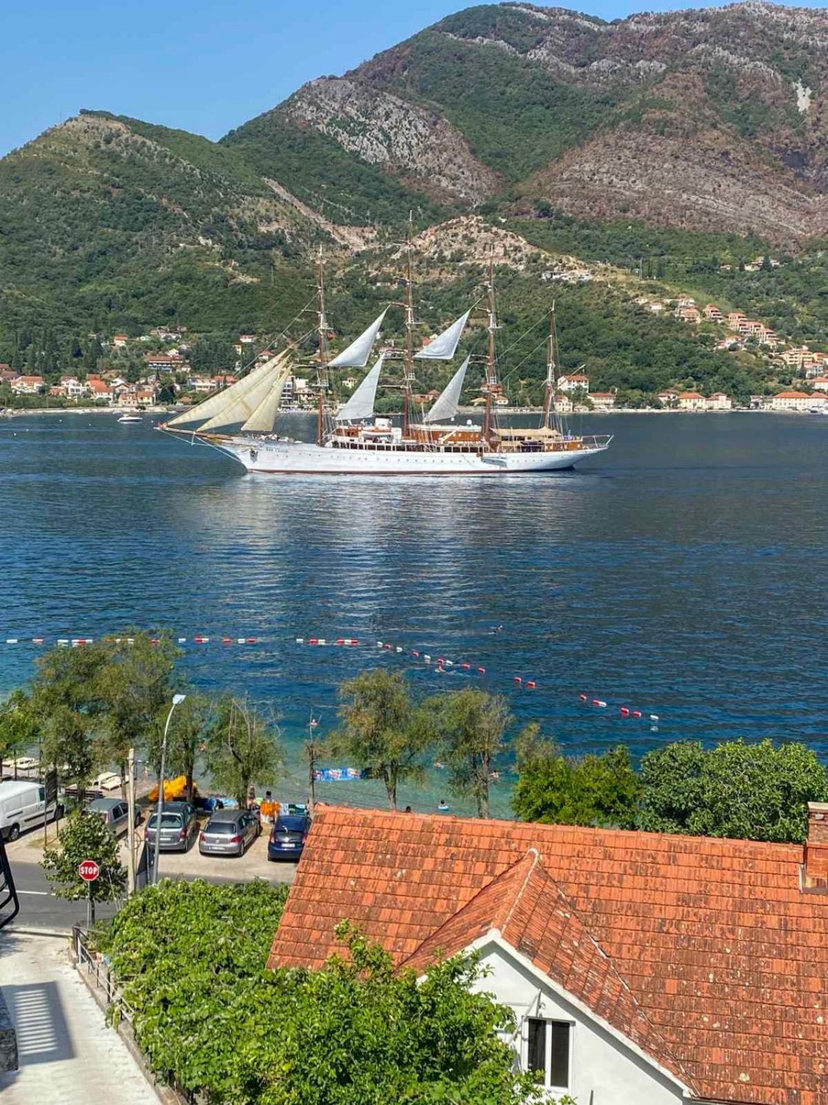Apartmani Nikic -Tivat Kültér fotó